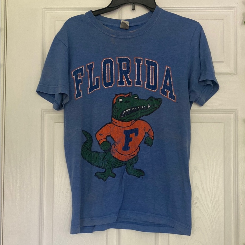 Florida Gators T-Shirt - Women’s Small